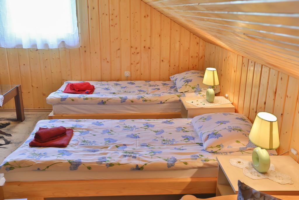 Holiday Home Trzan Йосипдол Екстер'єр фото
