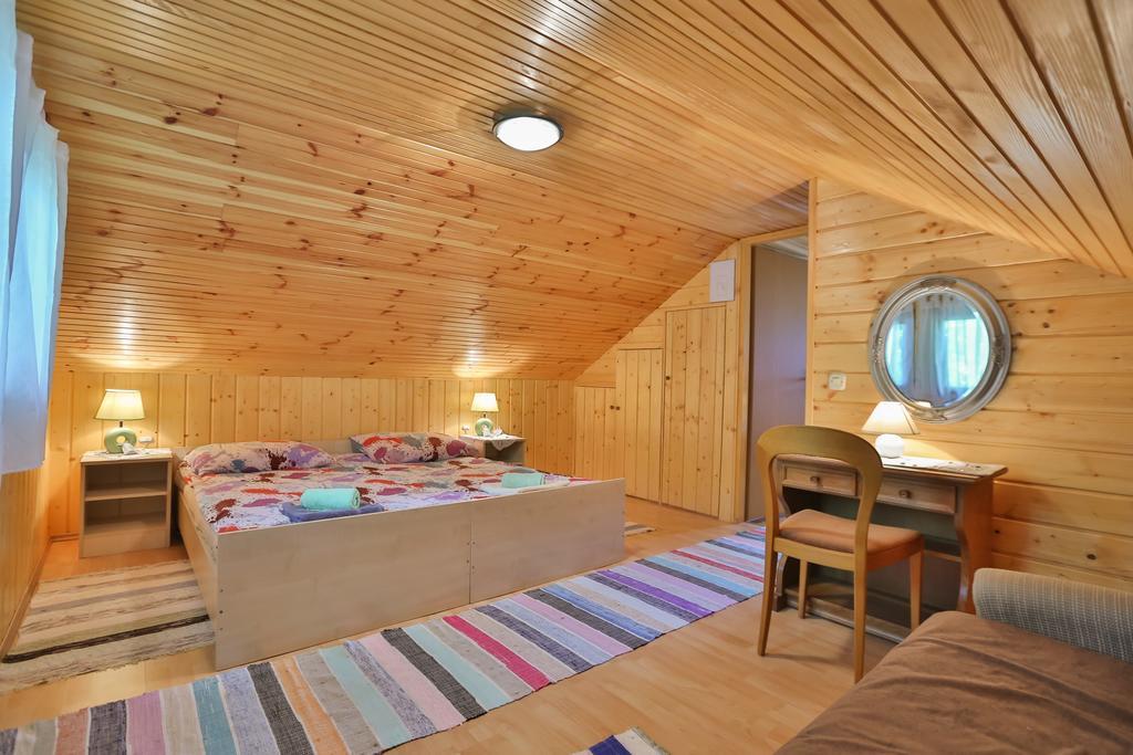 Holiday Home Trzan Йосипдол Екстер'єр фото