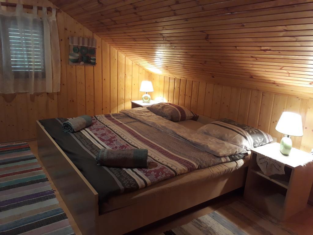 Holiday Home Trzan Йосипдол Екстер'єр фото